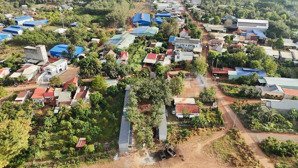 bán nhà mặt phố đt 757, 800 triệu, 60m2, giá cực chất, view đẹp