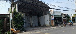cần cho thuê cái kho 1000m mặt tiền đường đoàn nguyễn tuấn hưng long bình chánh.