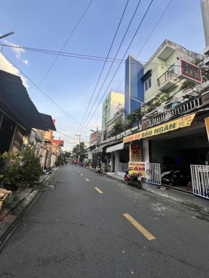 mặt tiền tân thới nhất 13, gần trường chinh - 177m2 (5x36) - giá 10,5 tỷ