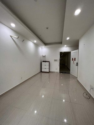 bán ch moonlight park view, 1pn 1wc, sổ hồng riêng giá 2,8 tỷ có hỗ trợ vay. lh 