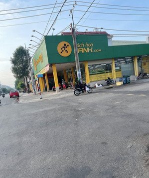 cạnh ql13 là lô đất 150m2 toạ lạc ngay đ.d13, lai uyên, bàu bàng cách chợ đêm kcn bàu bàng 300m.