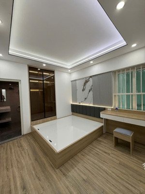 chính chủ em bán căn hộ 69m2-2pn2vs chung cư sdu trần phú - hà đông nhà full nội thất