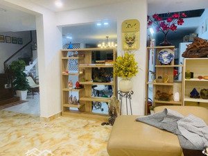 bán nhà 3 tầng hẻm xe hơi , ngang 8m x 18m2, nguyễn thị thập - quận 7 ,btct