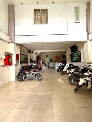 nhà 6 tầng , lý phục man - quận 7 ,(ngang 6 m x 20m2 ) - mặt tiền đường 14m2 , 18p