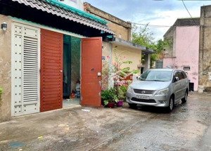 hẻm xe hơi - 5.8 tỷ - 80m² - ngang 5m nở hậu - 1 sẹc quang trung - p10 - có pn trệt