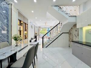 Nhà Thật. Hẻm xe hơi, nội thất đẹp Quang Trung, GV. Gần 50m2, chỉ 5,6 tỷ TL