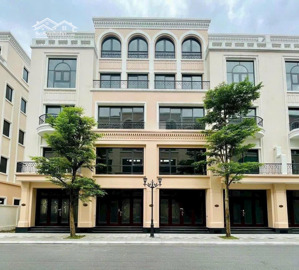 cần bán căn cọ xanh 65m2 vin 2. có sổ, có hỗ trợ vay giá bao phí