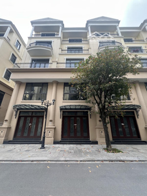 bán liền kề 70m2 phân khu đảo dừa giá tốt nhất khu