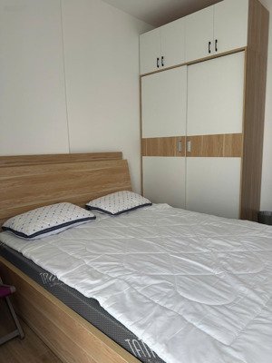 chính chủ bán gấp căn 2pn2wc 73m2, tầng cao view đẹp giá cạnh tranh chỉ 4,1 tỷ. lh 