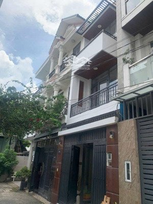 bán nhà vip - đẹp, 3 tầng, 60m, ngay ga metro, trường thọ, thủ đức, chỉ 7x tỷ tl