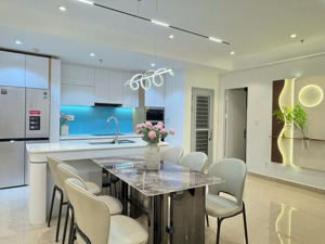 bán cc scenic valley 1, 14 tỷ, 133m2, 3pn + 2wc, tôn dật tiên, q7, hcm. lh ngọc chăm