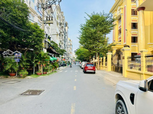 bán lô đất 80m2 ngay đại lộ dương quảng hàm - ngang 5m bề thế - khu đồng bộ ô bàn cờ - đường 10m