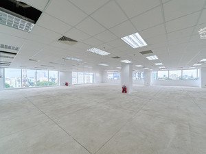 văn phòng 290m2 sang - xịn - mịn tại phố triều khúc giá thuê chỉ 46 triệu/tháng