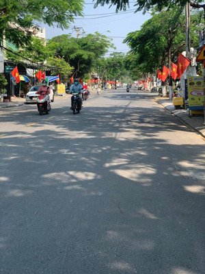 bán mặt tiền kinh doanh đường 10m5 nguyễn duy trinh, ngũ hành sơn , đà nẵng. giá chỉ 41tr/m2