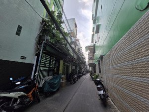 nhà 4 tầng - trung tâm quận 1 - hẻm thông - nở hậu tài lộc - 9 tỷ