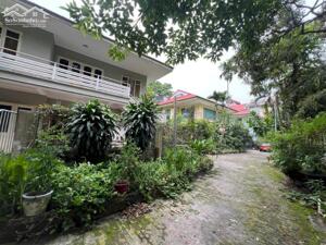 Bán Nhà Võng Thị Tây Hồ 175m2-2T MT12m LÔ GÓC 68 Tỷ Làng Kiến Trúc Phong Cảnh.