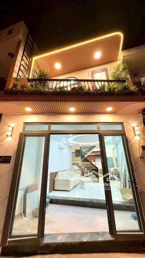 nhà 2 tâng mới tinh- full nội thất chỉ xách vali vào ở phù hợp gia dình 4-5 người - chỉ 7.2 tỷ