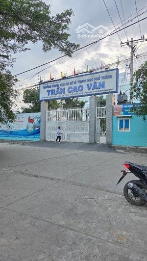 bán nhà 4 tầng giá tốt - ngay cửa trường trung học- ôtô ngủ trong nhà vừa ở vừa kinh doanh-