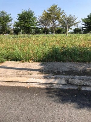 bán đất tại long hậu, cần giuộc, 2,19 tỷ, 80m2, pháp lý đầy đủ, đẹp, nhiều tiện ích