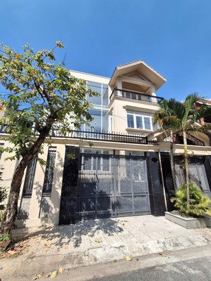 căn villa dtsd 500m2 đường 53 phường thạnh mỹ lợi - giảm giá 54tr/tháng