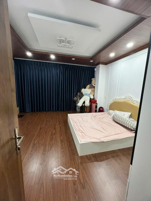 khu sang! cách mặt tiền 1 căn, ngang hiếm 5m, 4 tầng kiên cố, hxh 6m hoàng văn thụ, pn chỉ 10 tỷ tl