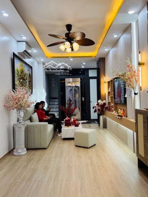 bán nhà phố lê thanh nghị / bách khoa 35m 5 tầng nhà mới thang máy xin