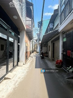 bán nhà lạc long quân, tân bình, cn 40m2, 2 tầng 3pn, hẻm 4m, hoàn công đầy đủ, chỉ 4.7tỷ tl