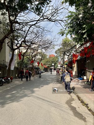 nhà đẹp chỉ cần diện đồ đón tết - diện tích to giá nhỏ - hơn 11 tỷ 5 tầng 55m - ngõ rộng ba gác đua