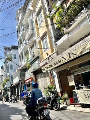 mặt tiền kd ngay lê văn sỹ phường 2 tân bình, nhà 4 tầng, ngang gần 6m dài 17m. giá nhỉnh 14 tỷ