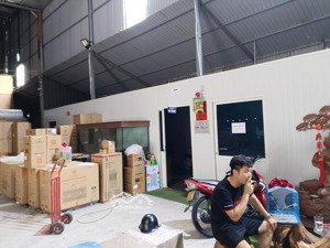 cho thuê kho xưởng đối diện khu công nghiệp ngọc hồi mặt đường ql1a
