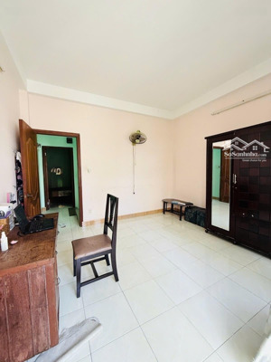 bán nhà khu vip - tân phú- 3 tầng- hẻm ô tô quay đầu - chỉ 6ty