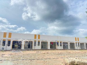 chính chủ cần bán căn shophouse trong lòng kcn dân cư hiện hữu - khu phố thương mại