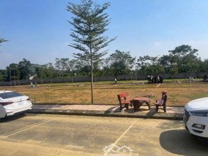 bán nhanh lô đất 100m vuông vắn chỉ 2,9 tỷ mặt tiền 6,5m cách hồ đồng mô 500m