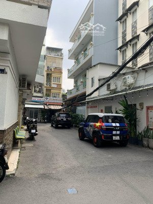 sốc chỉ hơn 7 tỷ bán nhà nguyễn thiện thuật quận 3 dt 3,5 x 11 m 2 tầng 2pn 2wc tốt nhất quận 3