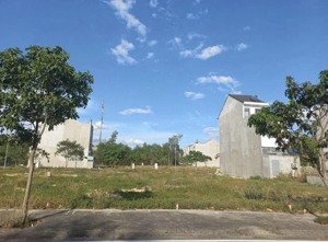 cần bán gấp đất 150m2 giá chỉ 450tr, ngay kcn mỹ phước, sát ql 13, sổ sẵn.