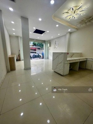 cho thuê nhà mặt tiền nguyễn thiện thuật tân lập nha trang gần biển vào ở ngay có thang máy