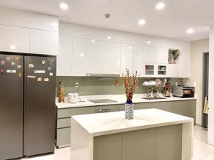 cần bán căn hộ cao cấp galaxy 9, 49 m2, sổ hồng, giá 4 tỷ