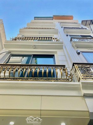 chính chủ a.thành bán nhà đội cấn, 40m ra oto tránh, ngõ vào 3m, 2 thoáng vĩnh viễn