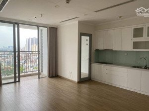 bán căn hộ 2pn-80m2 nội thất nguyên bản cđt quý anh/chị xem nhà liên hệ em toàn