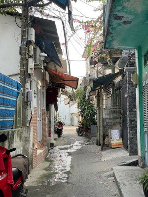 bán nhà riêng tại phạm văn chiêu, 11,5 tỷ, 200m2 view đẹp, uy tín, gò vấp, hcm