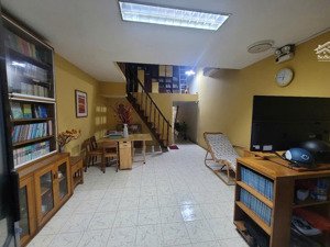 nhà đẹp giá tốt -chỉ 6,5 tỷ sở hữu căn hộ lầu 1 trung tâm số 49d trần hưng đạo, p.5, q.5, hcm