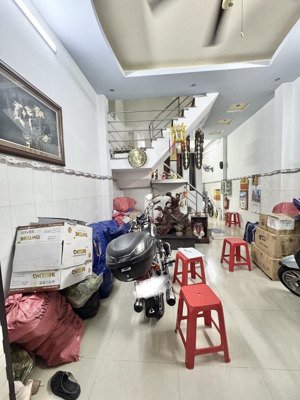 bán nhà q11 - hẻm 5m sát mặt tiền - ( 3.8x12 ) 4 tầng - giá 6.6 tỷ .
