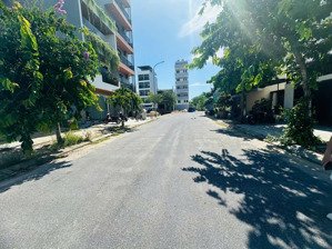 cần bán lô đất đẹp ven biển đà nẵng, nguyễn đình trân, ngủ hành sơn ,đà-90m2 giá 7,x tỷ