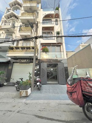 bán gấp nhà đẹp chính chủ, đ.kỳ đồng, p11, q3, dt 73m2, giá 4 tỷ 550tr, sổ hồng riêng chính chủ