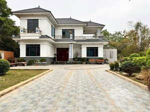 siêu rẻ tại cánh chủ bình yên gần dh fpt gần khu cnc 219m full thổ cư giá chỉ 2xtr/m