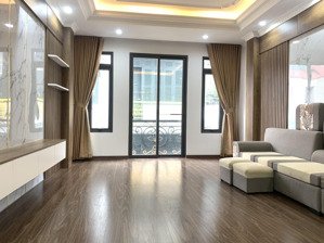 nhà mới đón tết! 55m2x6t ôtô lô góc đường bưởi, vĩnh phúc, ba đình cực đẹp chỉ 17.5 tỷ