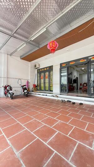  HIẾM KHÓ TÌM! NHÀ 2 TẦNG NGANG 7.5M – Ô TÔ NGỦ TRONG NHÀ – SÁT Q12 – CHỈ NHỈNH 5 TỶ 