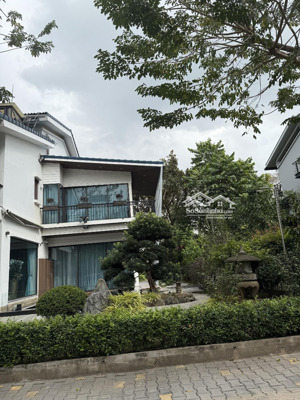 bán biệt thự lõi mimosa ecopark giá 4x tỉ