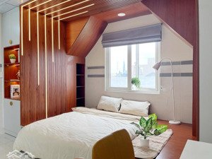 căn hộ studio ban công cửa sổ lớn ngay trường văn lang vlu3