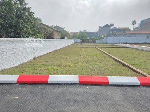 chính chủ bán gấp 100m2 giá 1,8 tỷ phun thổ cư tại trường sỹ quan lục quân